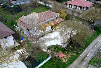Къща във Варна, с. Зорница