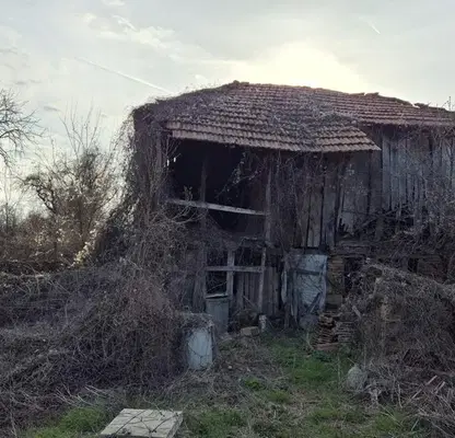Снимка 2 — Къща в Габрово, Севлиево