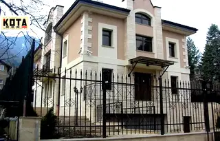 Къща в София, Бояна