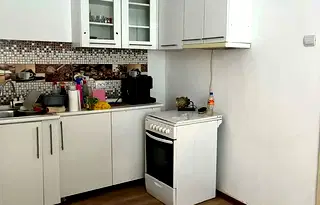 Къща в София, Център