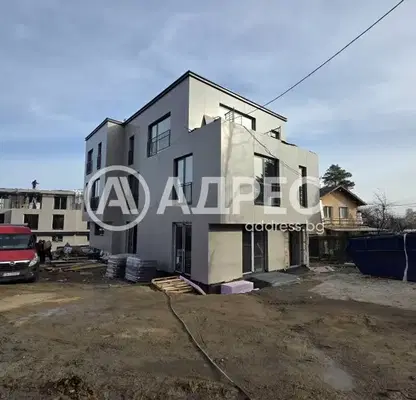 Photo 2 — House in Sofia, Dragalevci
