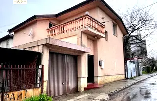 Къща в София, Славия
