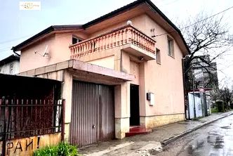 Къща в София, Славия