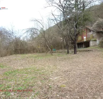 Photo 5 — House in област София, Svoge