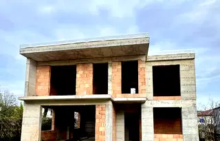 Къща във Варна, м-т Долна Трака