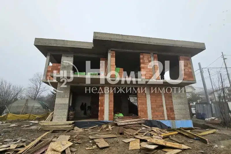 Къща във Варна, м-т Горна Трака