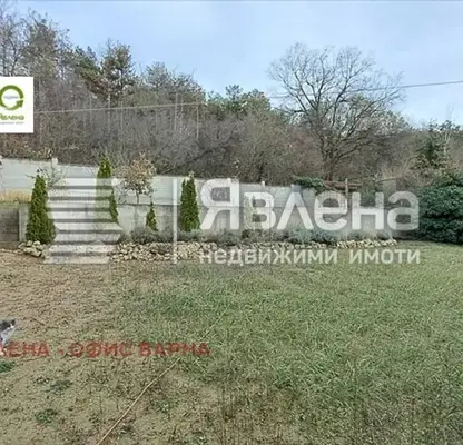 Снимка 3 — Къща във Варна, м-т Манастирски рид