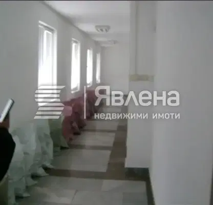 Photo 3 — Office in Lovech, Centyr