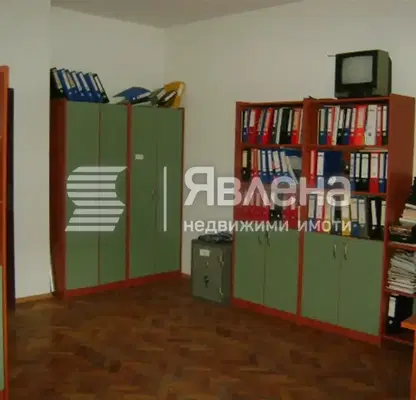 Photo 4 — Office in Lovech, Centyr