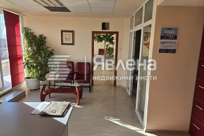 Офис в Пловдив, Кършияка