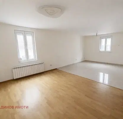 Photo 4 — Office in Plovdiv, Kyrshiyaka