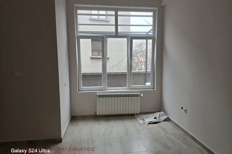 Офис в София, Самоков