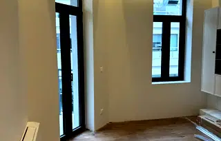 Офис в София, Център