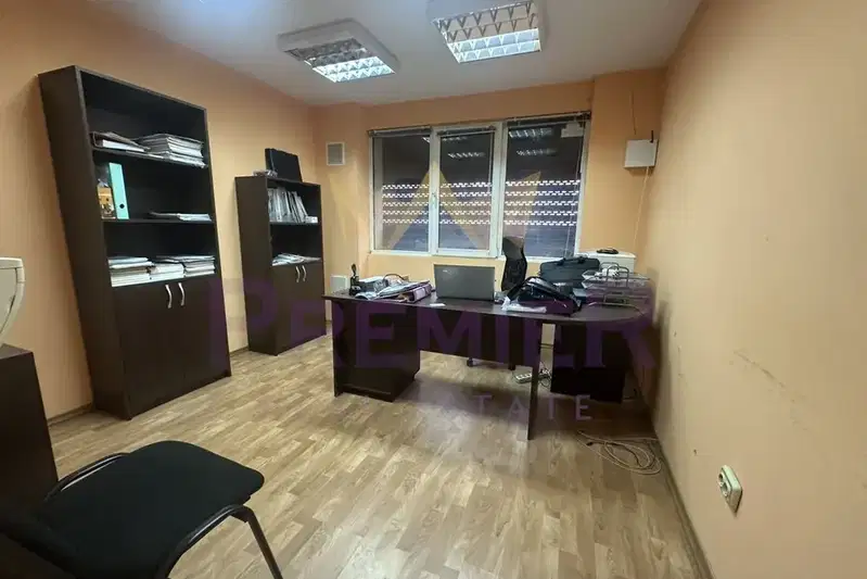 Офис в София, Дружба 2