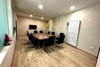 Офис в София, Студентски град