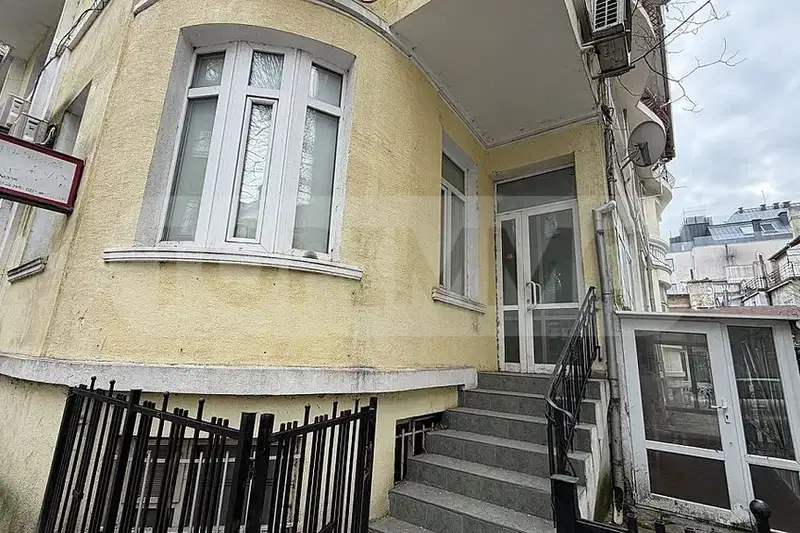 Office in Varna, Centyr