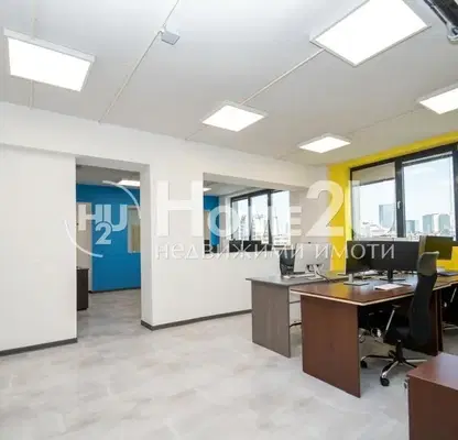 Photo 3 — Office in Varna, Levski 1