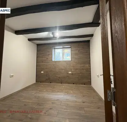 Photo 3 — Office in Vraca, Centyr