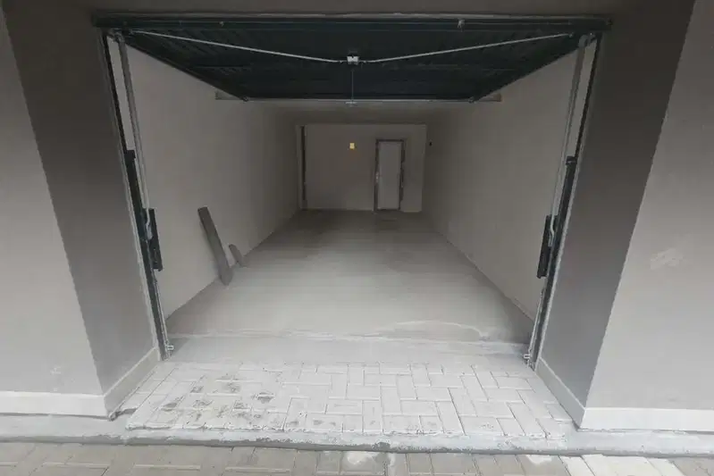 Garage/Parking in Kyrdjali, Vyzrojdenci