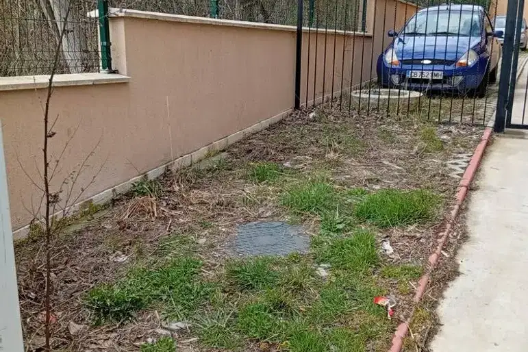 Гараж/Паркомясто в София, Карпузица