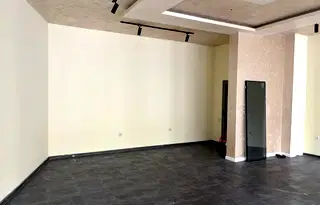 Магазин в Пловдив, Център