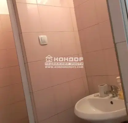 Снимка 5 — Магазин в Пловдив, Кючук Париж