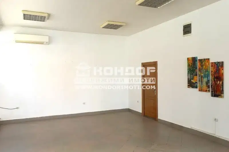 Shop in Plovdiv, Kyuchuk Parij
