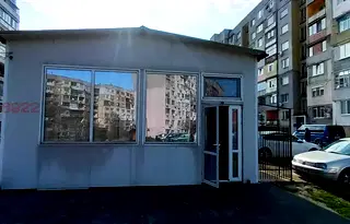 Магазин в Силистра, Изток