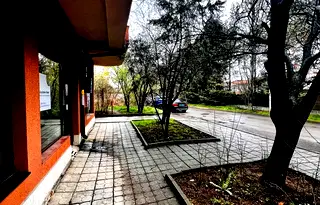 Магазин в София, Манастирски ливади