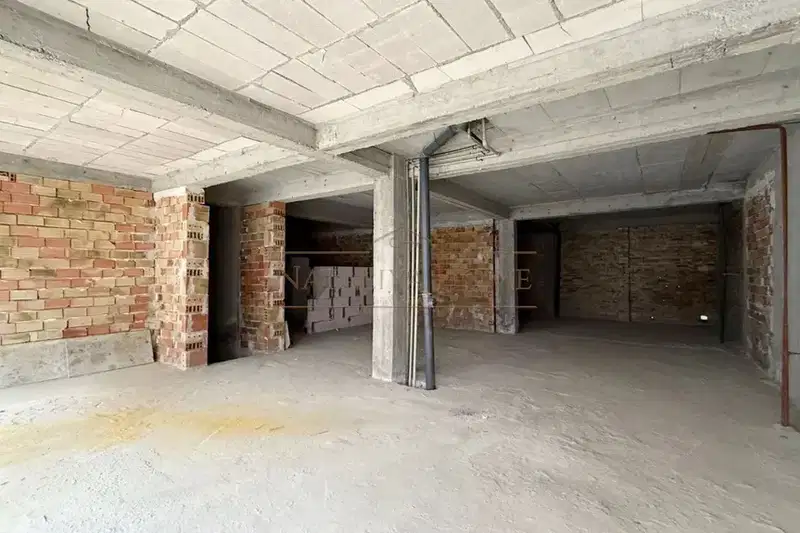 Warehouse in Burgas, Slaveikov