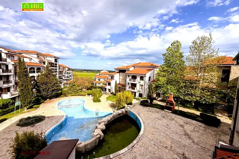 3-bedroom apartment in Oblast Burgas, Aheloi