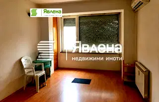 Гарсониера с тераса в ж.к. Изгрев, Бургас, югозападно изложение