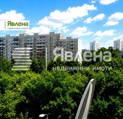 Снимка 3 — Гарсониера с тераса в ж.к. Изгрев, Бургас, югозападно изложение