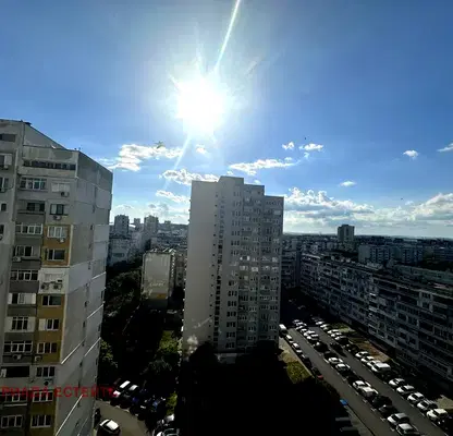 Снимка 3 — 3-стаен апартамент в ж.к. Изгрев, Бургас с два балкона