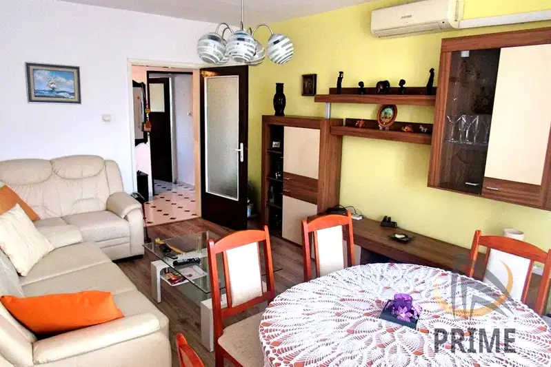 3-bedroom apartment in Burgas, Izgrev