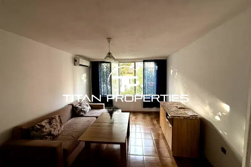 Three-room apartment in Vuzrazhdane residential complex, Burgas with terrace