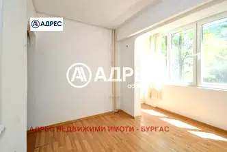 Едностаен апартамент в Зорница, Бургас с тераса