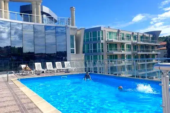 Едностаен апартамент във Варна, Бяла