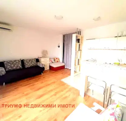 Снимка 2 — Едностаен апартамент във Варна, Бяла
