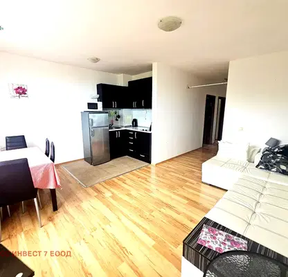 Photo 2 — Three-room apartment with two terraces in Byala, Varna region