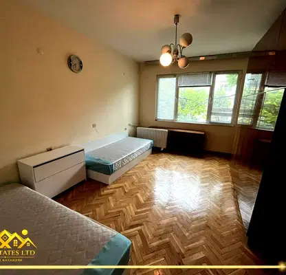 Photo 5 — 4-bedroom apartment in Oblast Stara Zagora, Kazanlyk