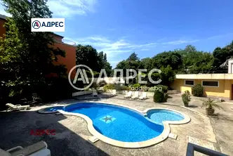 Двустаен апартамент в к.к. Чайка