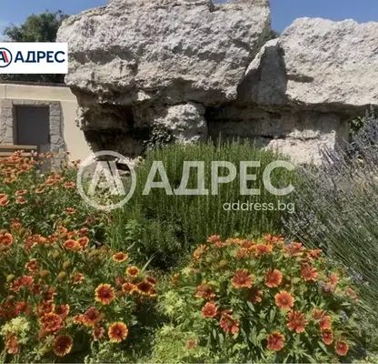 Снимка 2 — Двустаен апартамент в к.к. Чайка с паркомясто и тераса