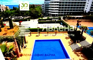 Тристаен апартамент в к.к. Златни пясъци