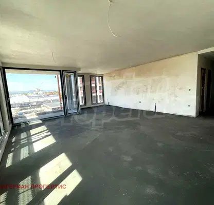 Photo 2 — 4-bedroom apartment in област София, Kostinbrod