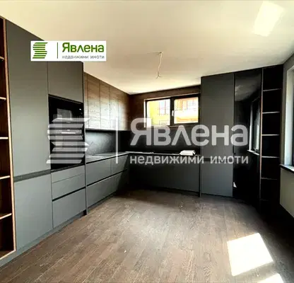 Снимка 2 — Тристаен апартамент в Бургас, Несебър
