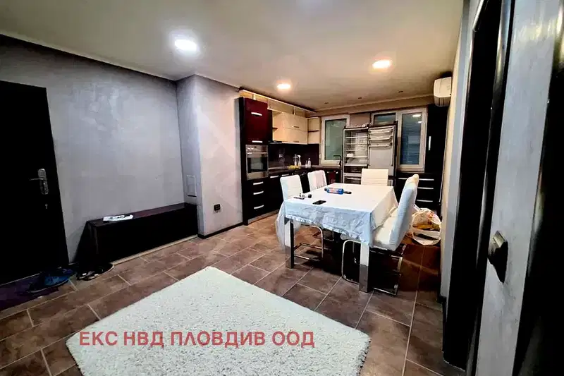 4-bedroom apartment in Pazardjik, Idealen Centyr