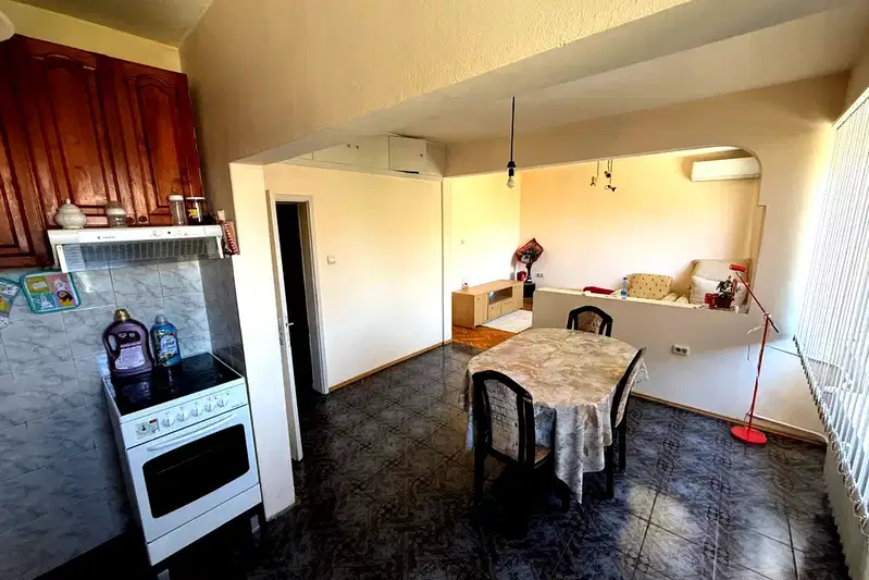 3-bedroom apartment in Pleven, Idealen Centyr