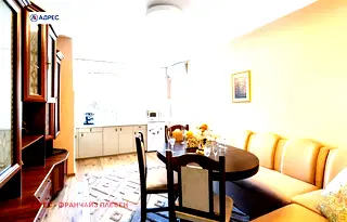 Многостаен апартамент в Плевен, Широк център