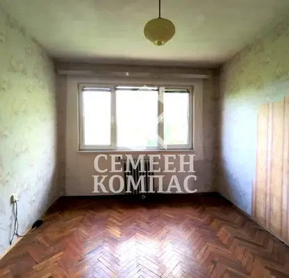 Photo 2 — 3-bedroom apartment in Plovdiv, Centyr
